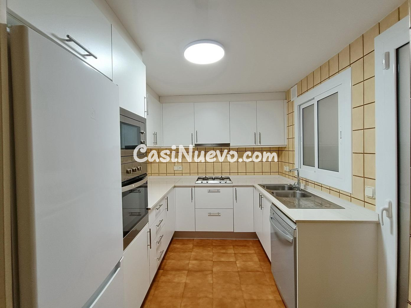 ALQUILER DE APARTAMENTO EN EL TURÓ DEL BALÍS - foto 8