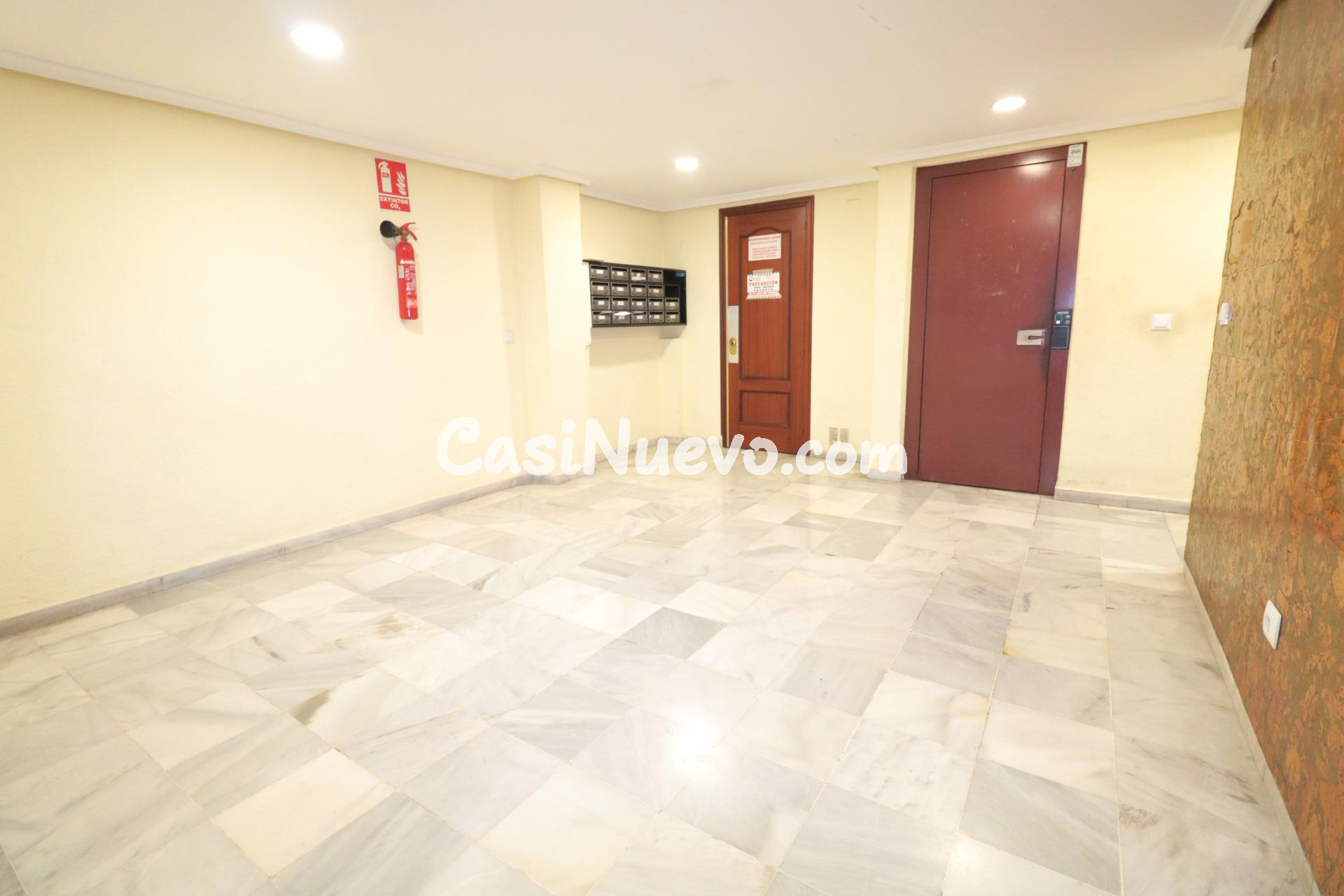 Apartamento reformado de 2 dormitorios en el centro de Torre - foto 16