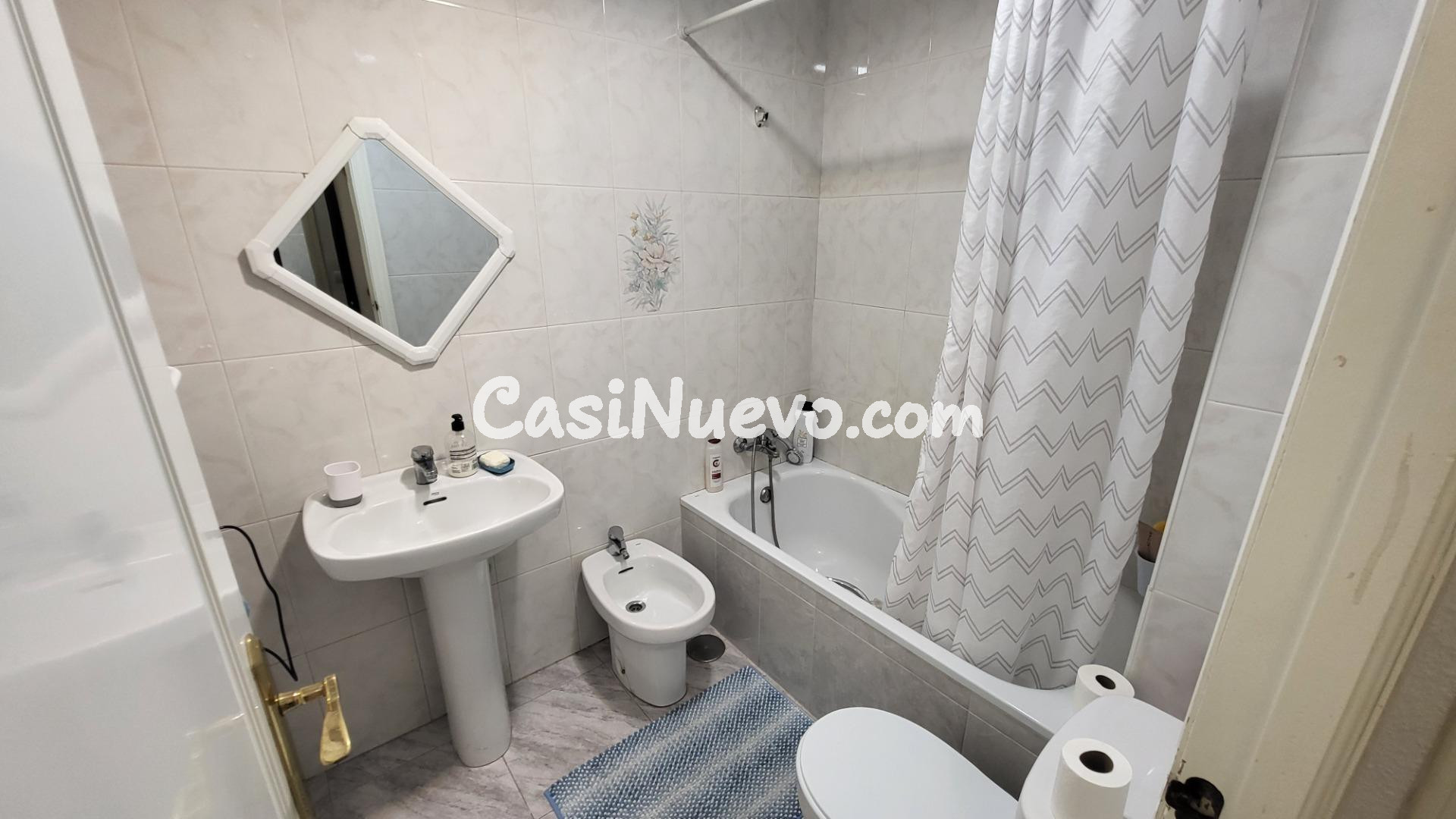 Apartamento de 2 dormitorios en el centro de Torrevieja, cer - foto 11