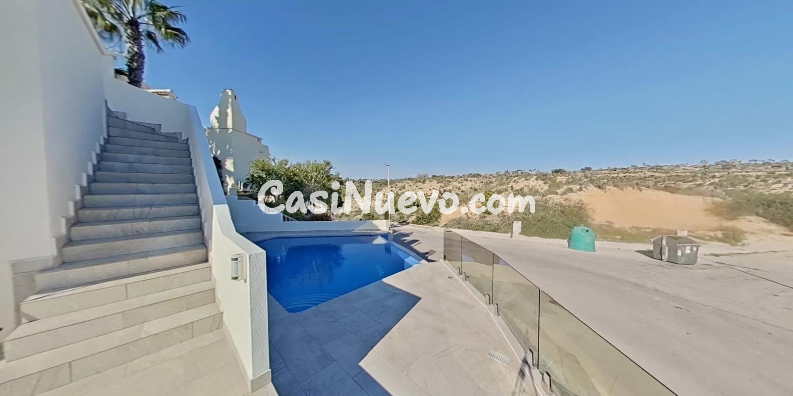 Lujosa villa de 4 dormitorios con piscina y vistas a los cam - foto 15