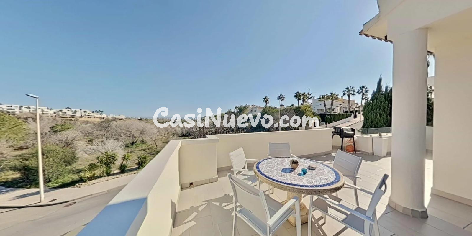 Lujosa villa de 4 dormitorios con piscina y vistas a los cam - foto 18