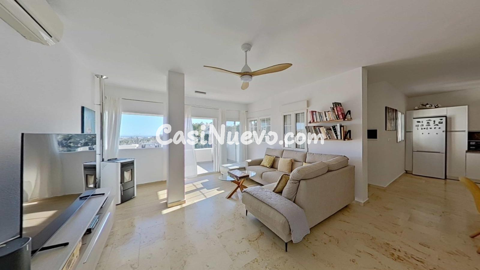 Lujosa villa de 4 dormitorios con piscina y vistas a los cam - foto 20