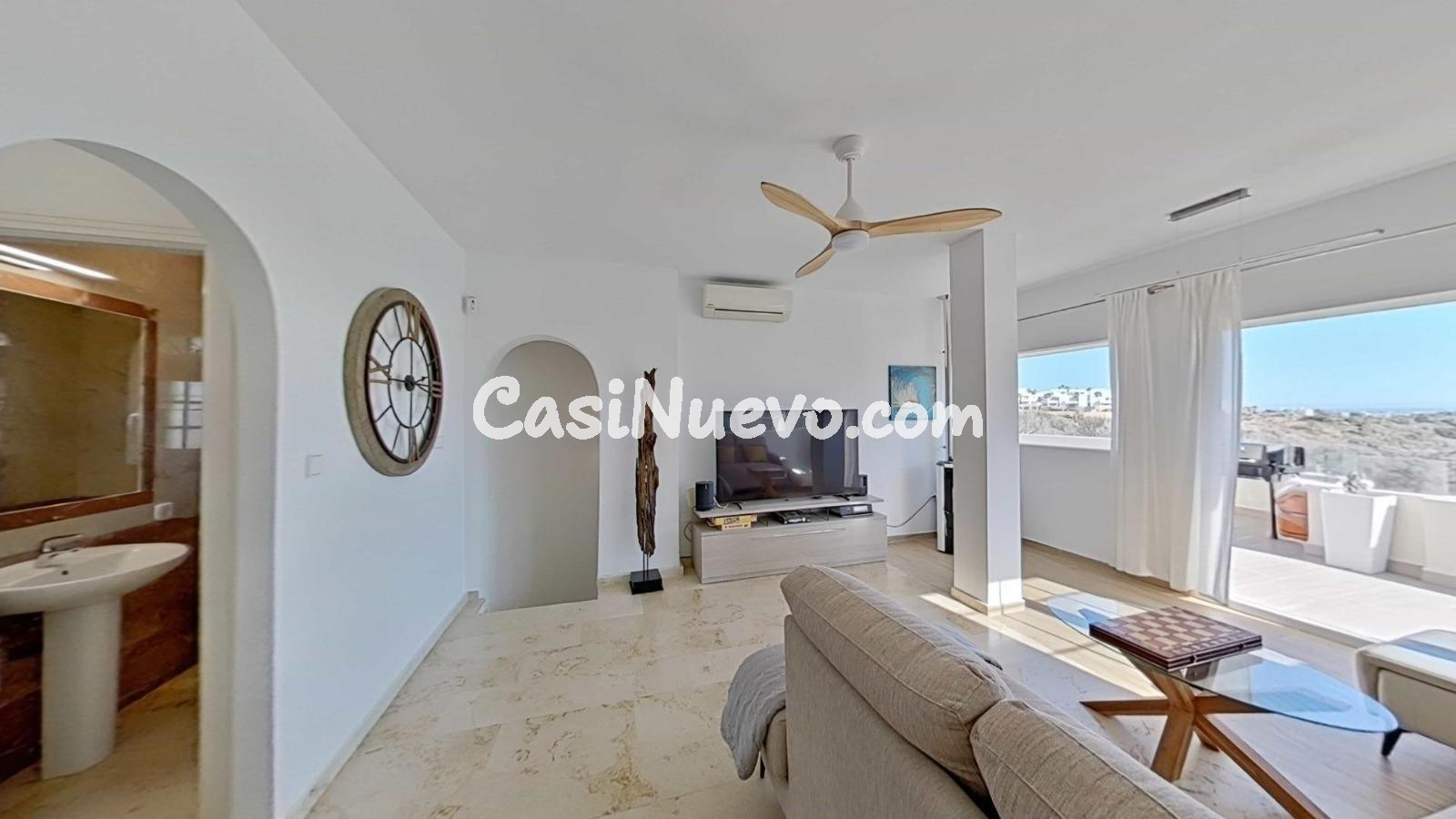 Lujosa villa de 4 dormitorios con piscina y vistas a los cam - foto 23