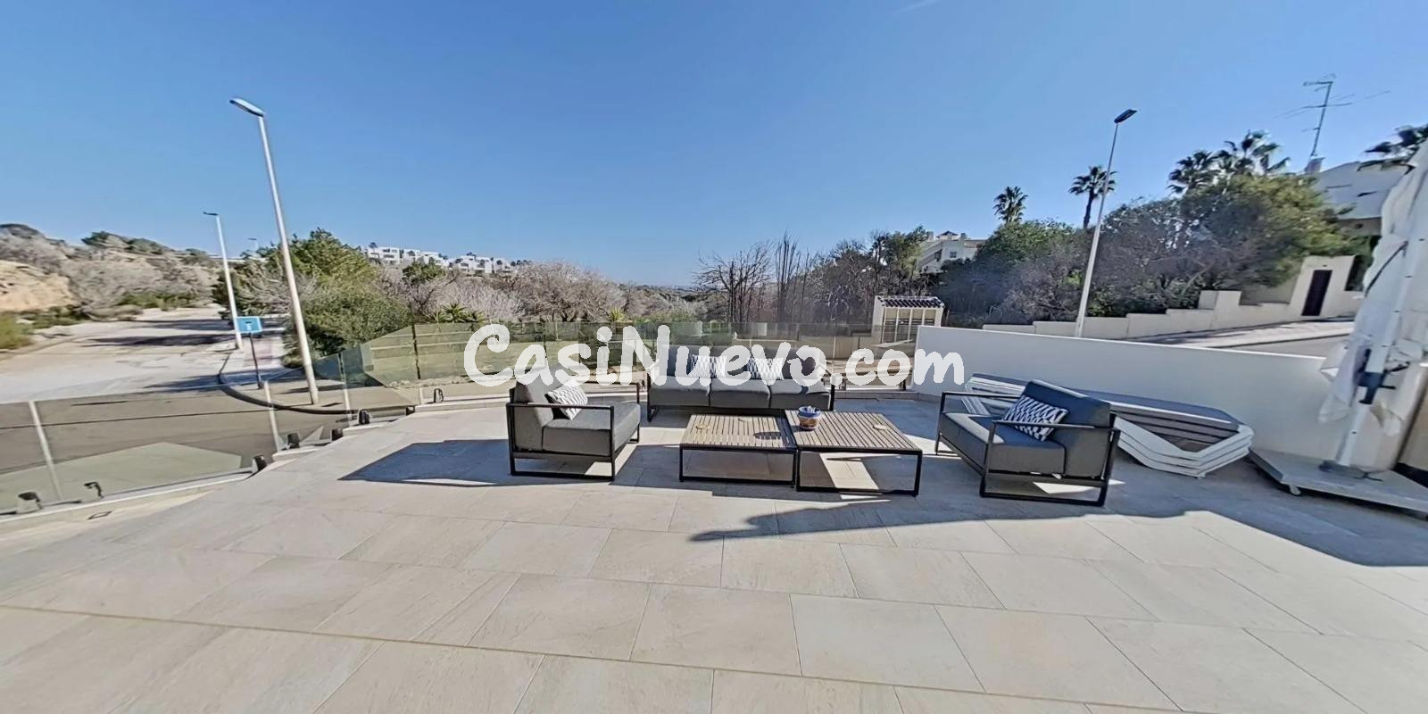 Lujosa villa de 4 dormitorios con piscina y vistas a los cam - foto 34