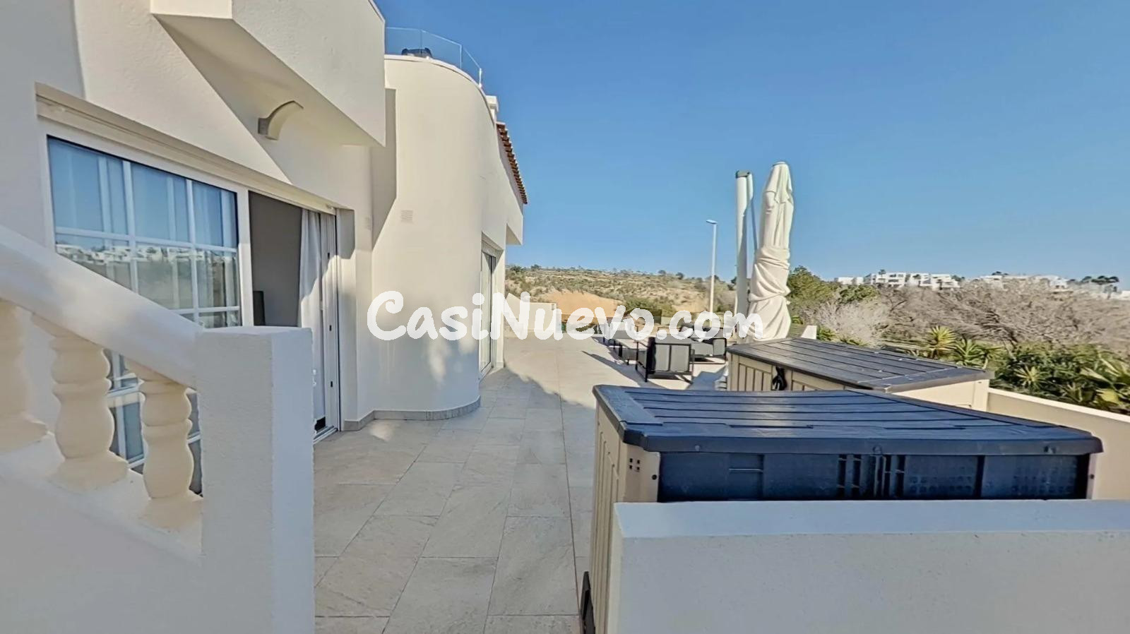 Lujosa villa de 4 dormitorios con piscina y vistas a los cam - foto 37