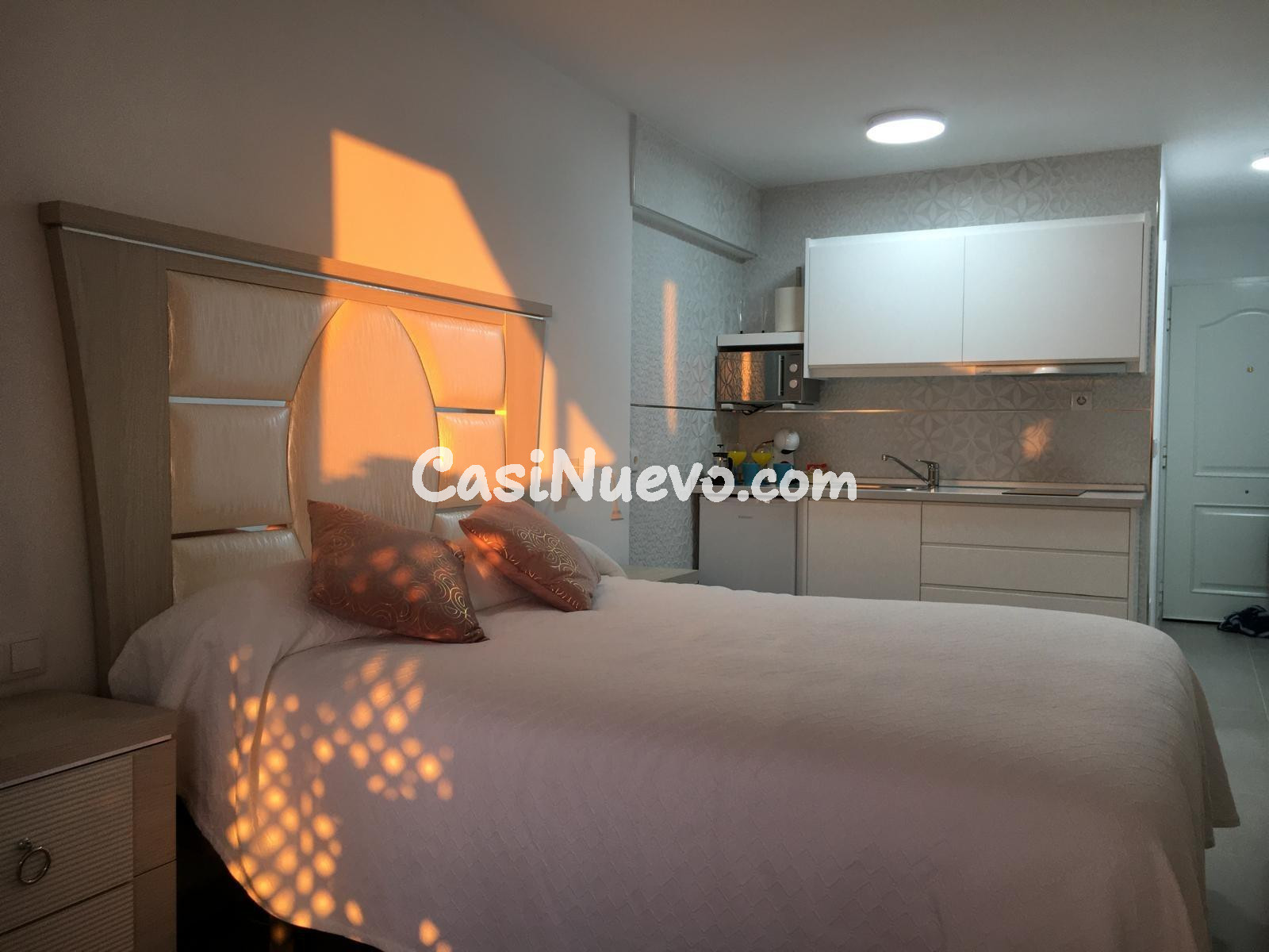 ESTUDIO CON VISTAS AL MAR TOTALMENTE REFORMADO - foto 2