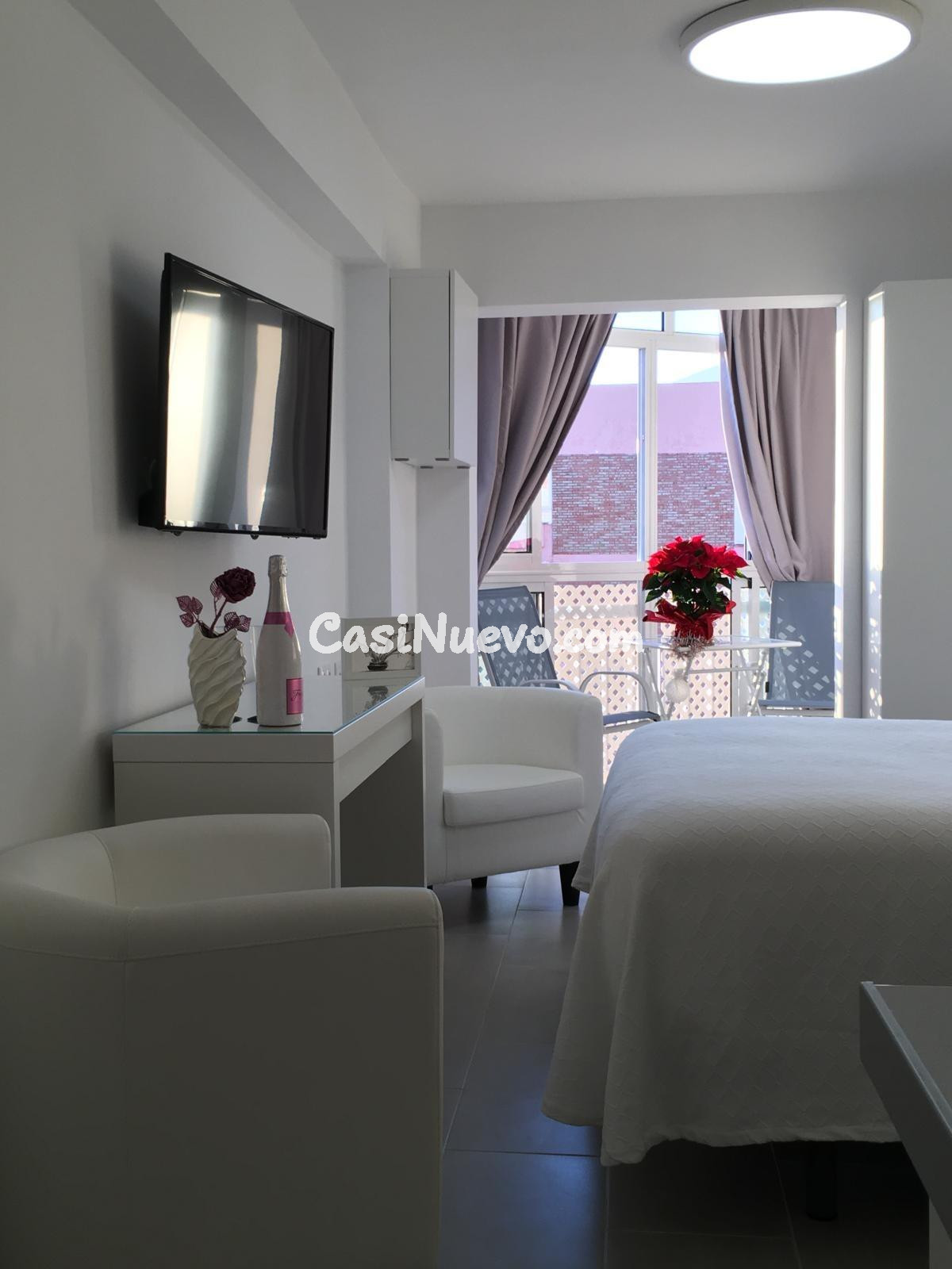 ESTUDIO CON VISTAS AL MAR TOTALMENTE REFORMADO - foto 11