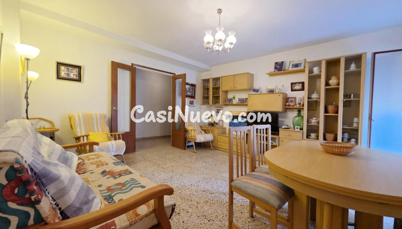 PISO AMPLIO CON ASCENSOR JUNTO A BULEVAR DEL PLA - foto 2