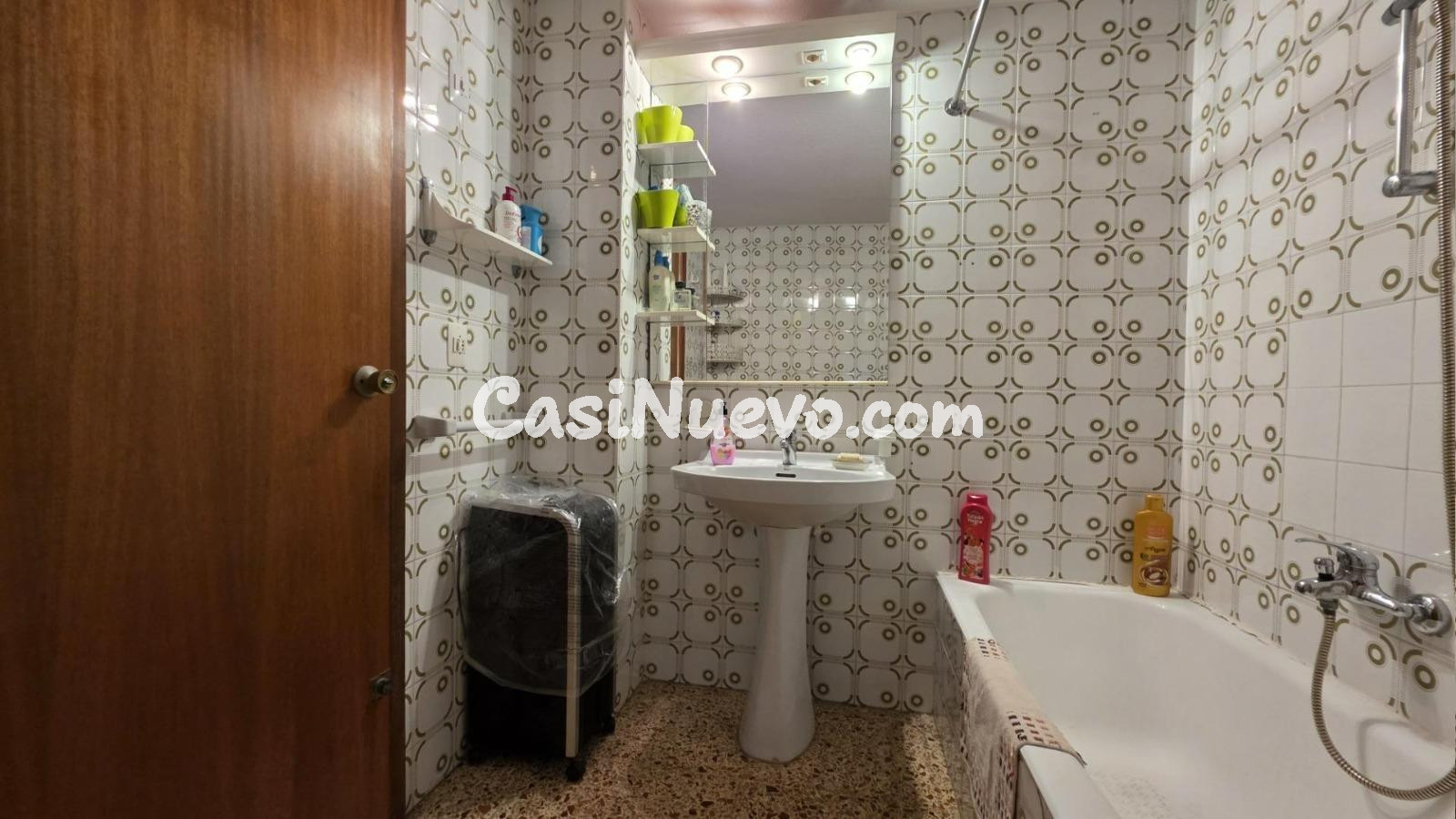 PISO AMPLIO CON ASCENSOR JUNTO A BULEVAR DEL PLA - foto 13