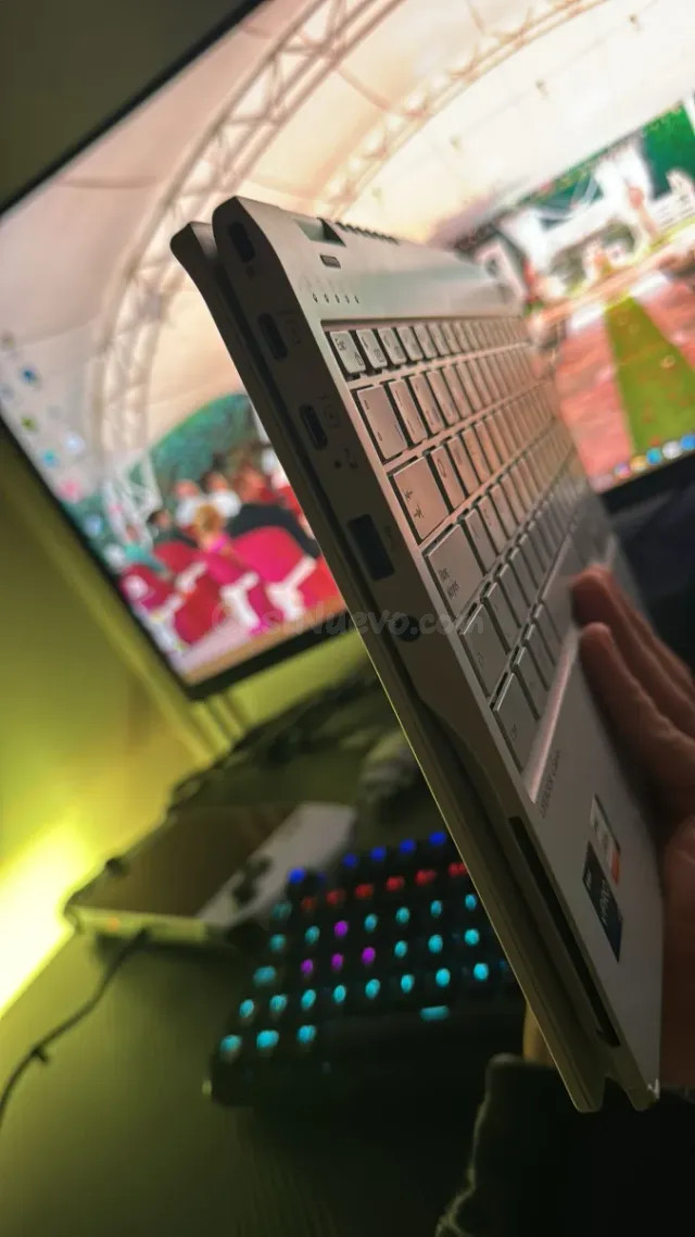 Fujitsu LIFEBOOK U9313X Plata - foto 4