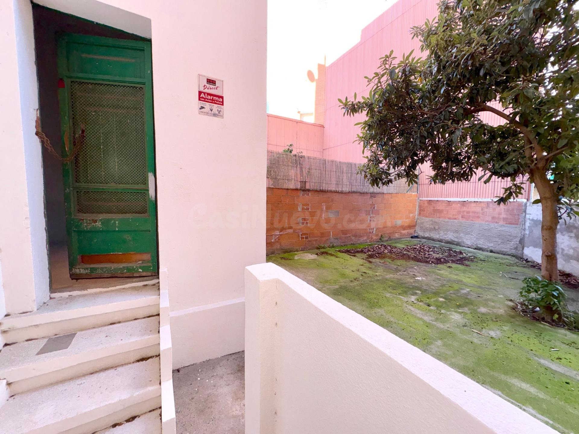 Oportunidad de Reforma Integral en Finca Regia: 192m2 + Jard - foto 4