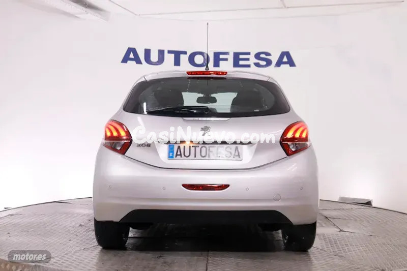 Peugeot 208 - foto 5