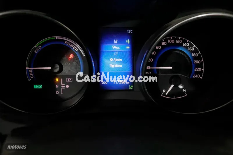 Toyota Auris - foto 13