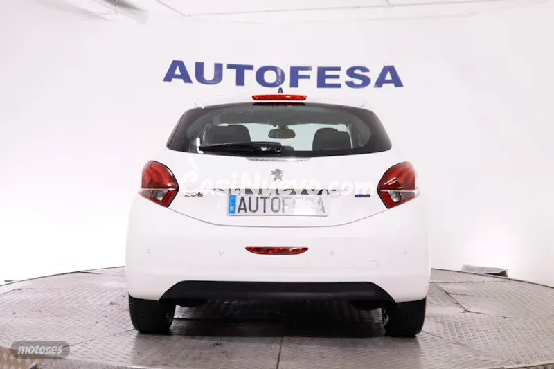 Peugeot 208 - foto 5