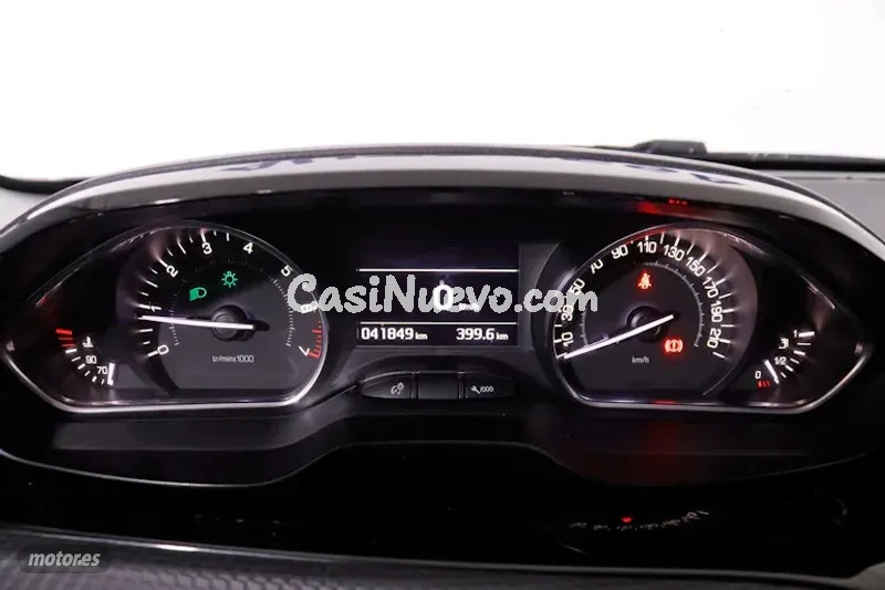 Peugeot 208 - foto 13