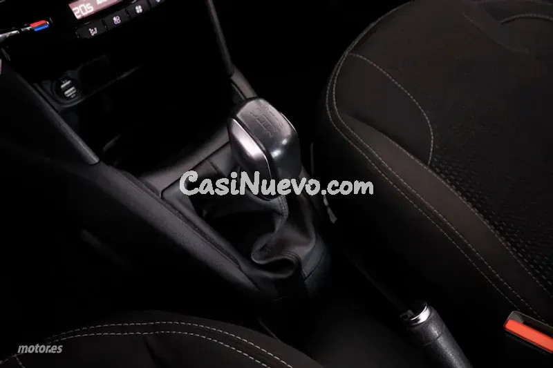 Peugeot 208 - foto 16