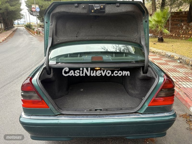 Mercedes Clase C - foto 13