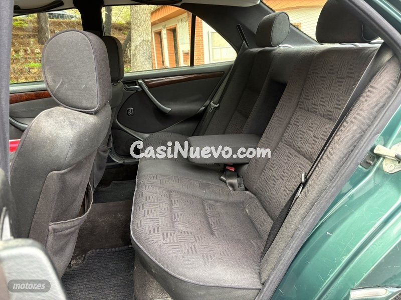 Mercedes Clase C - foto 18