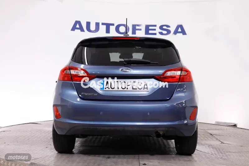 Ford Fiesta - foto 5