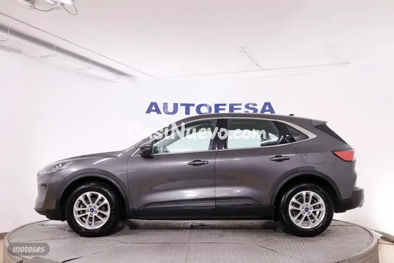 Ford Kuga - foto 4
