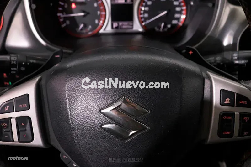 Suzuki Vitara - foto 22