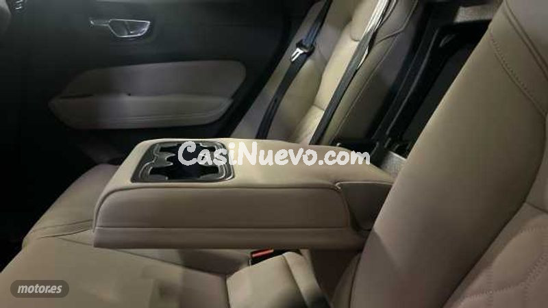 Volvo XC 60 - foto 18