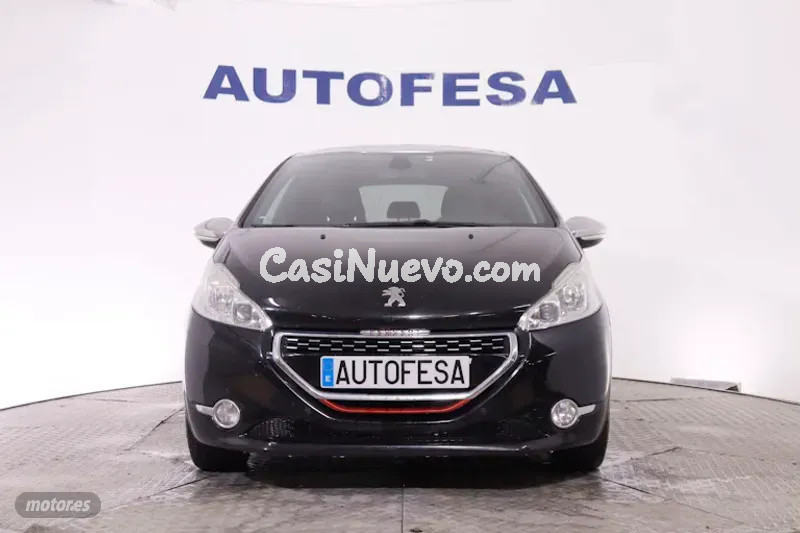 Peugeot 208 - foto 2