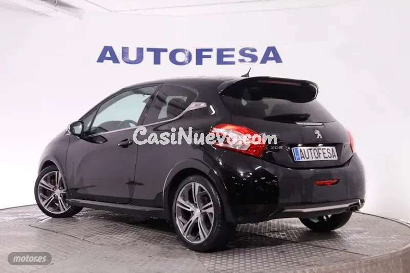 Peugeot 208 - foto 5