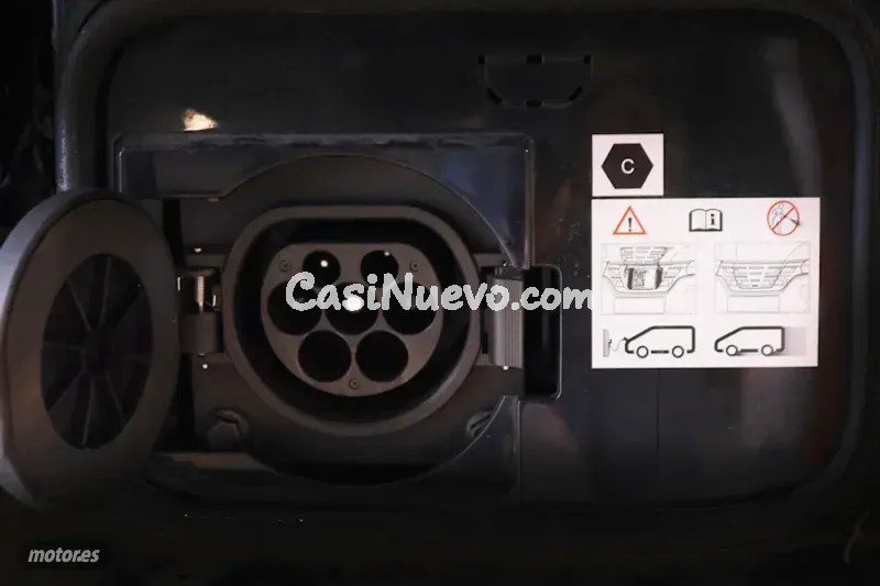 Dacia Spring - foto 11