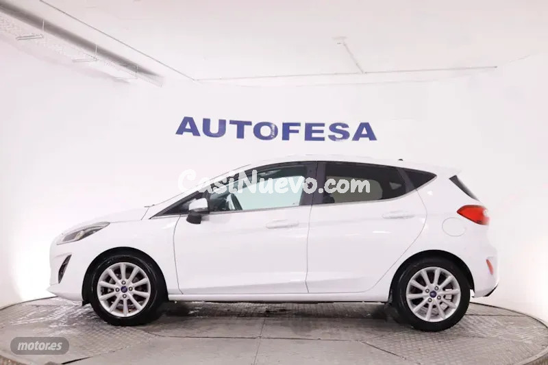 Ford Fiesta - foto 4