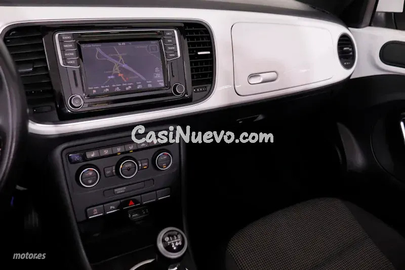 Volkswagen Beetle - foto 16