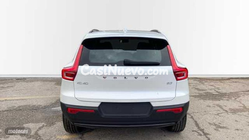 Volvo XC40 - foto 8