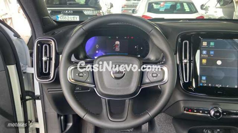 Volvo XC40 - foto 11