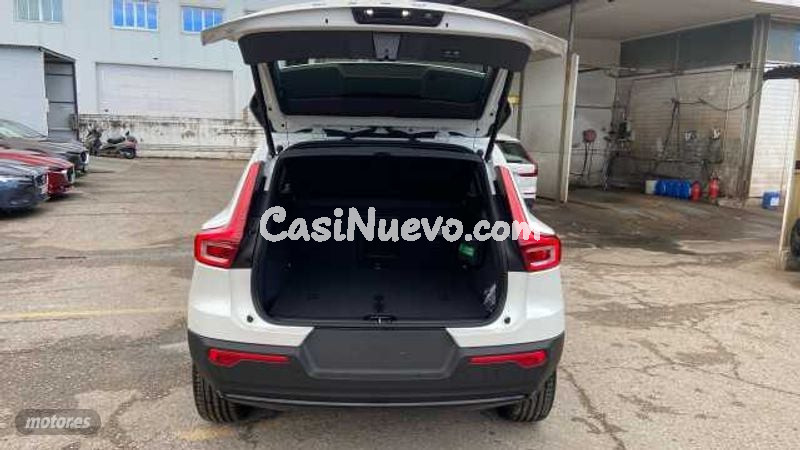 Volvo XC40 - foto 14