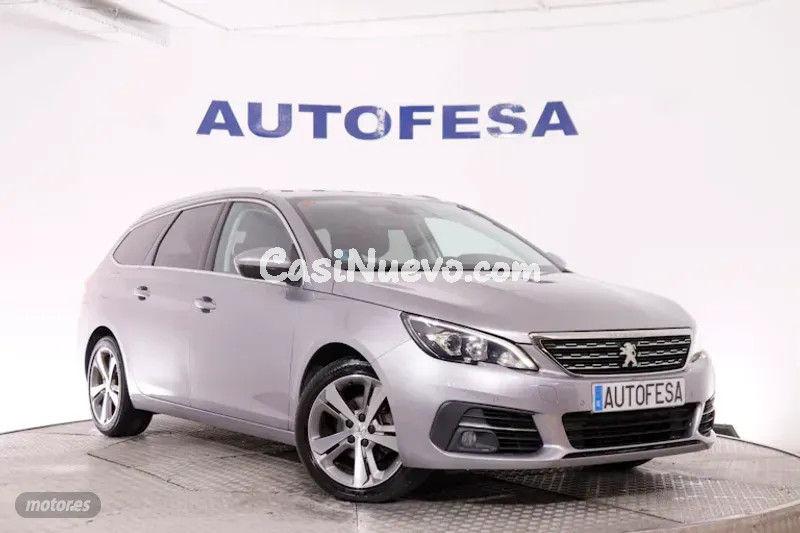 Peugeot 308 - foto 3