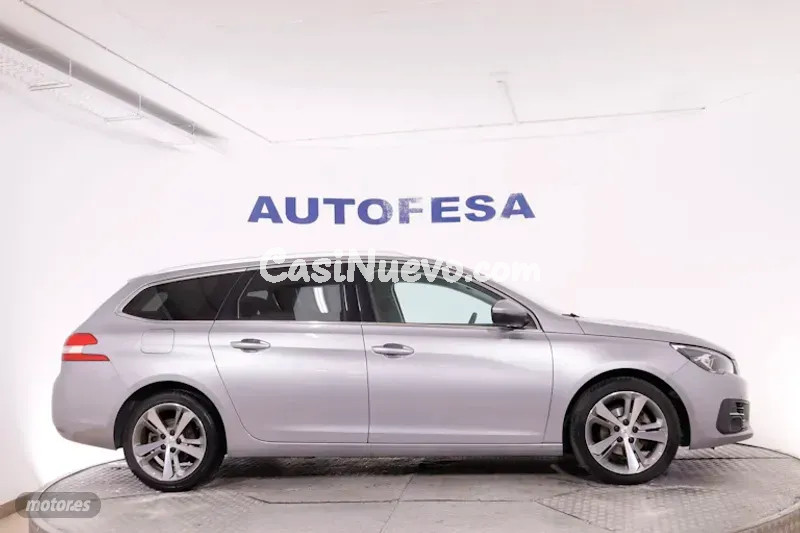 Peugeot 308 - foto 7