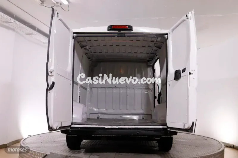 Opel Movano - foto 8