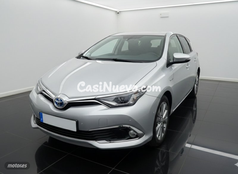 Toyota Auris - foto 3