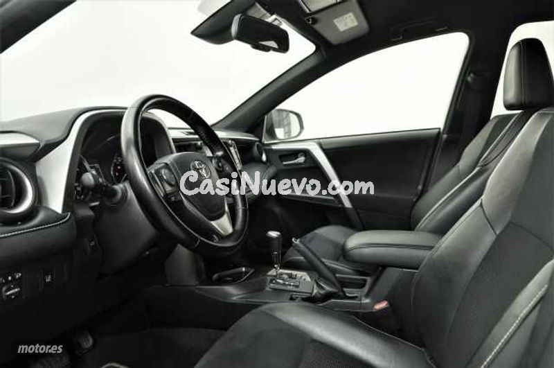 Toyota RAV 4 - foto 12