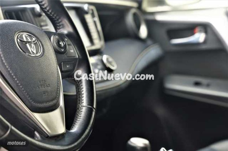 Toyota RAV 4 - foto 19