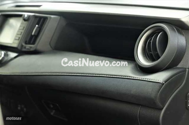 Toyota RAV 4 - foto 23