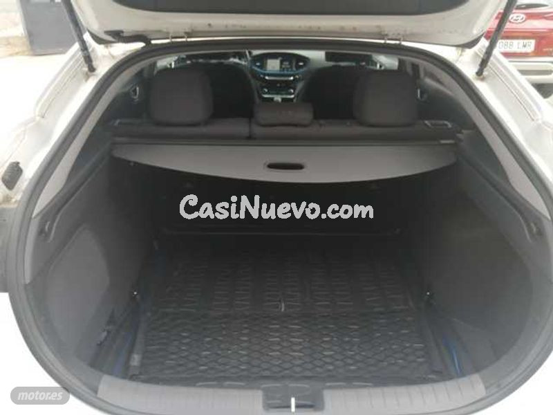 Hyundai Ioniq - foto 12