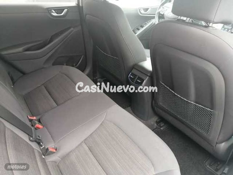 Hyundai Ioniq - foto 13