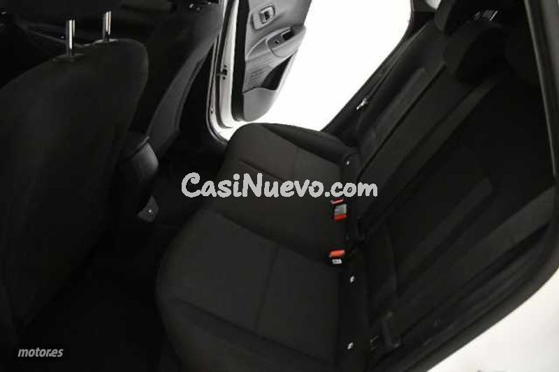 Hyundai i20 - foto 8