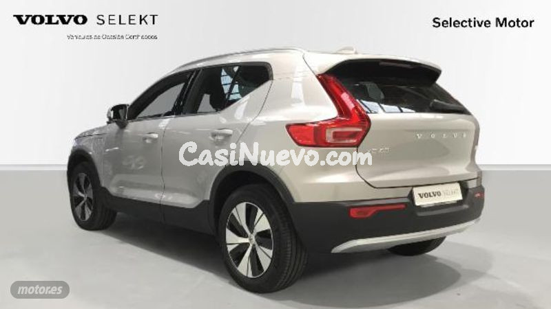 Volvo XC40 - foto 2