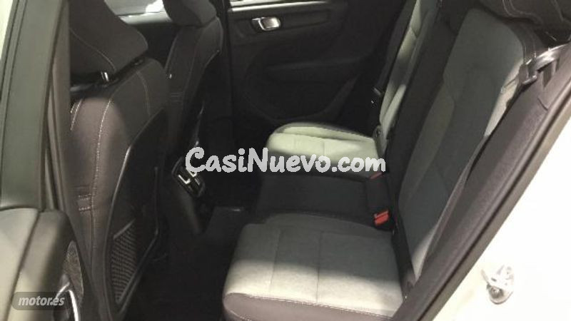 Volvo XC40 - foto 11