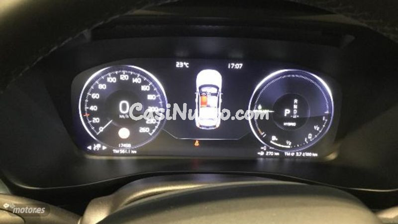 Volvo XC40 - foto 14