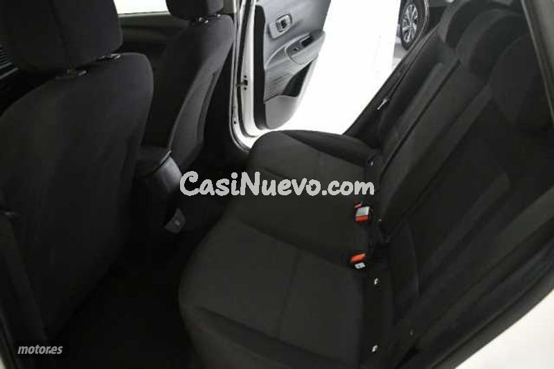 Hyundai i20 - foto 8