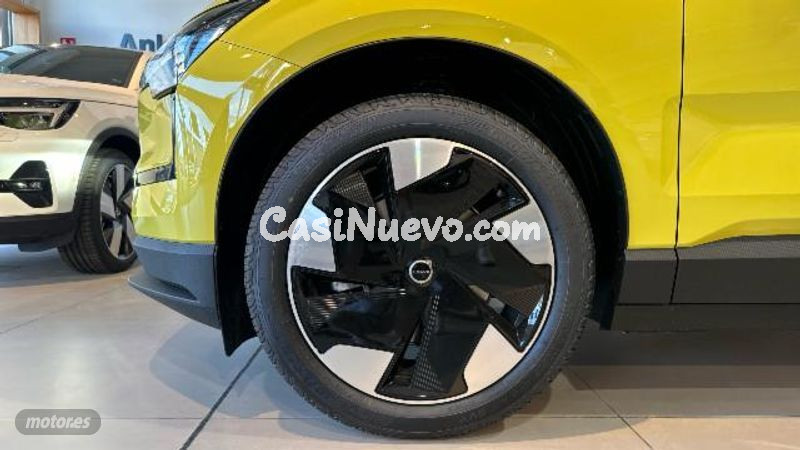 Volvo EX30 - foto 17