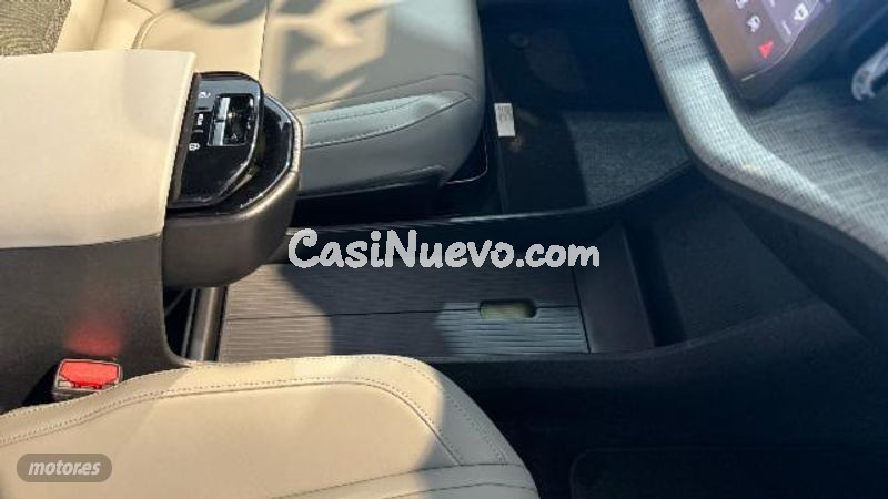 Volvo EX30 - foto 31